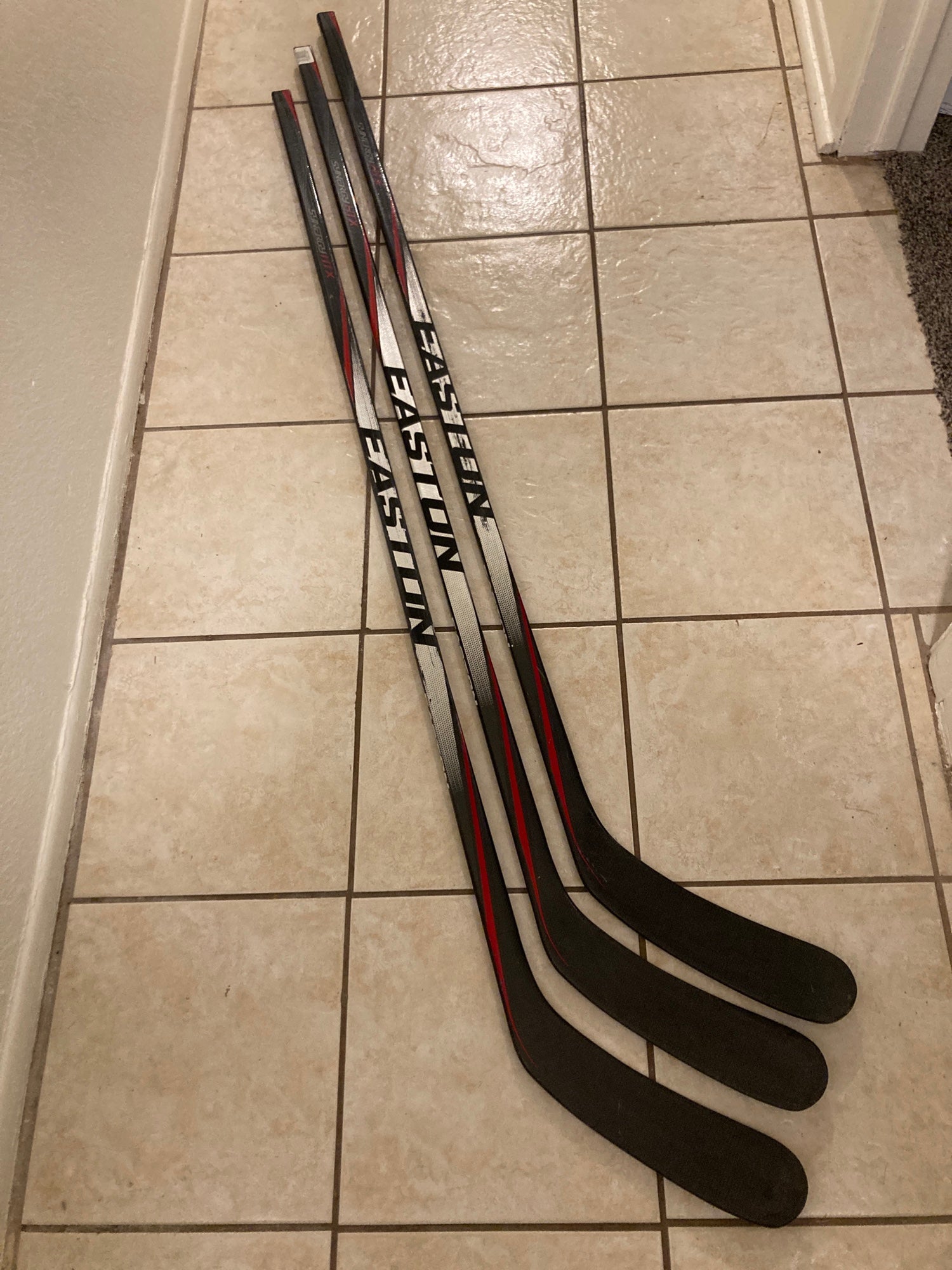 3 PACK Easton Synergy HTX Pro Stock Hockey Stick 100 Flex Left Horcoff  Stars 7048