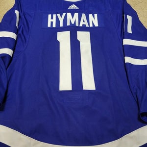ZACH HYMAN 19'20 Blue Toronto Maples Leafs Set 1 PHOTOMATCHED Game Worn Jersey