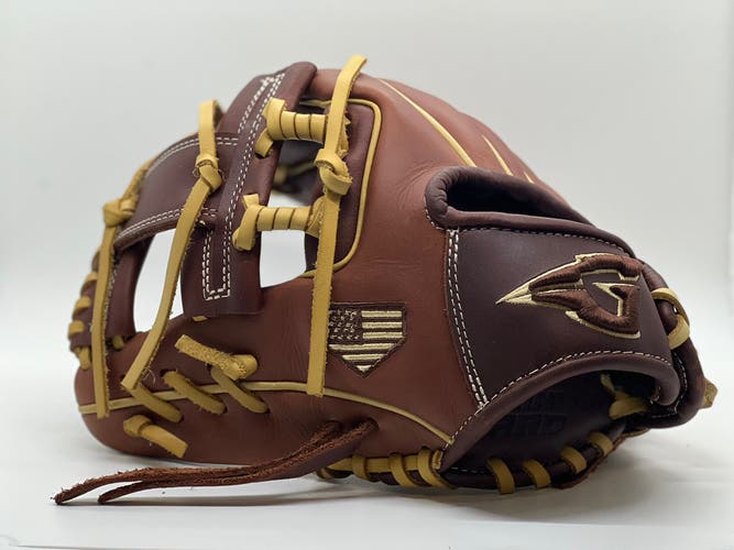 Goin Yard Gloves. Infield 11.75" Pro series Baseball Glove