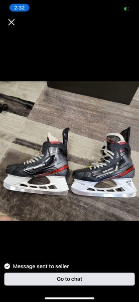 Used Bauer Regular Width Size 10 Vapor 2X Hockey Skates