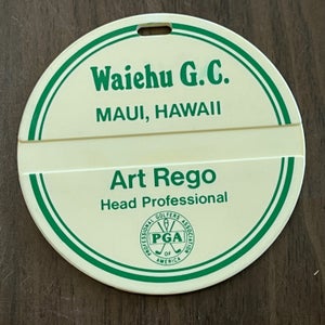 Waiehu Golf Club MAUI, HAWAII SUPER VINTAGE Plastic Golf Bag Tag!
