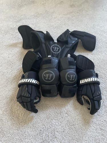 Used Youth Warrior Burn Next Shoulder Pads