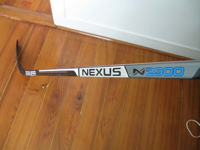 Bauer N2900 Hockey stick shaft