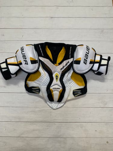 Senior Medium Bauer Supreme Total One Shoulder Pads