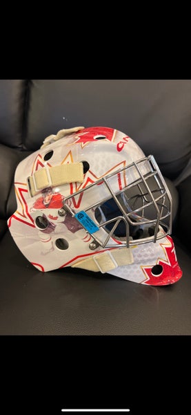 New XL Bauer Prodigy Goalie Chest Protector