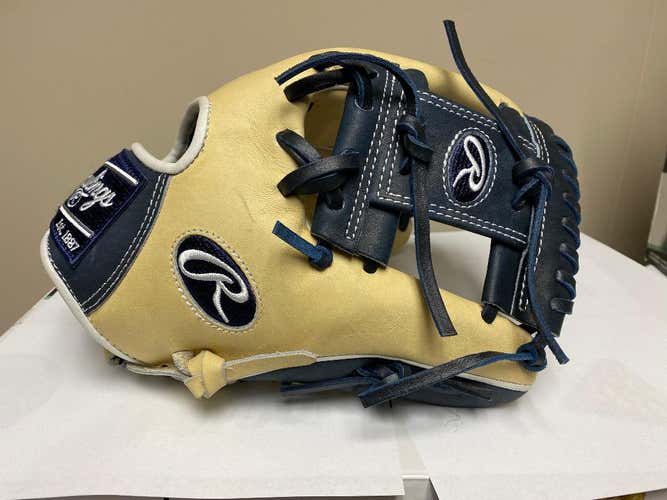 Brand New Rawlings Heart of the Hide Lindor 11.5 Baseball Glove PROR204-2CNW R2G RHT Retail $299