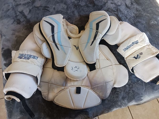 Used Large Vaughn Velocity V6 Goalie Chest Protector