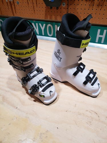 Used HEAD Racing Raptor 70 Ski Boots Soft Flex