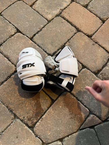 Used Extra Large STX Stallion 200 Arm Pads