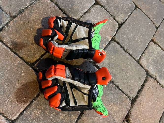 Used Maverik 13" Lacrosse Gloves