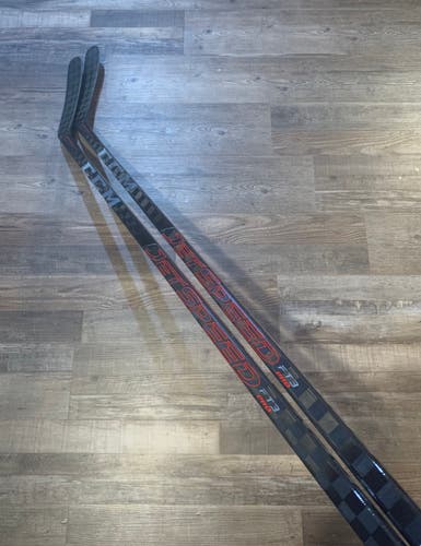 (2-pack) New Pro Stock RH CCM Jetspeed FT3 Pro P88 65 Flex
