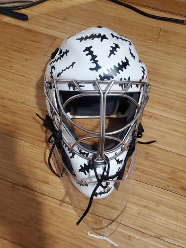 Senior Used "Medium" Cheevers Vaughn 7400 Goalie Mask