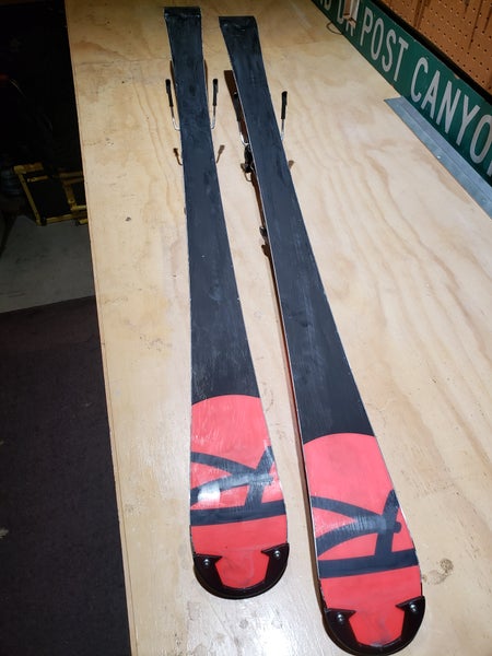 Used Unisex 2021 Rossignol 142 cm Racing Hero Athlete SL Pro Skis