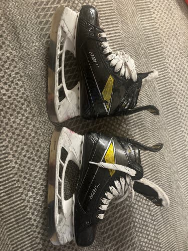 Used Bauer Size 5.5 Supreme 3S Pro Hockey Skates