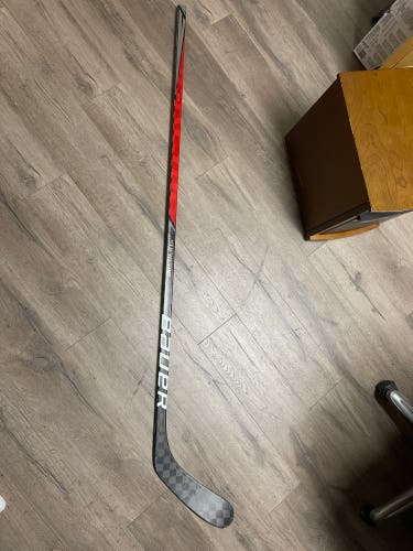 Senior Left Hand P90TM Pro Stock 2s Pro XL Hockey Stick