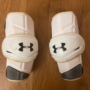 Used Medium/Large Under Armour Command Pro Arm Pads