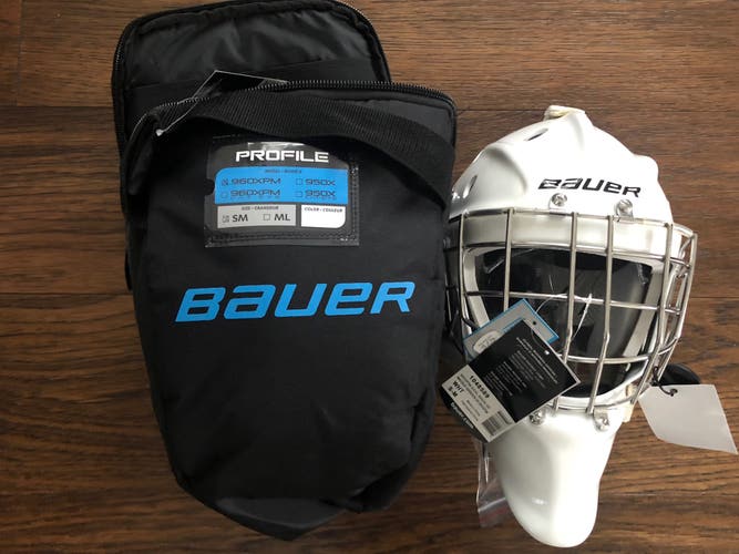 Senior New Bauer Profile PRO  960XPM Goalie Mask SIZE S/M