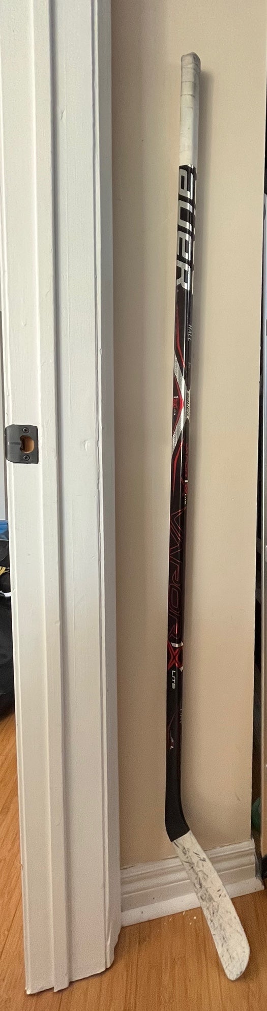 Easton Left Hand EQ30 Hockey Stick 100 flex Hall | SidelineSwap