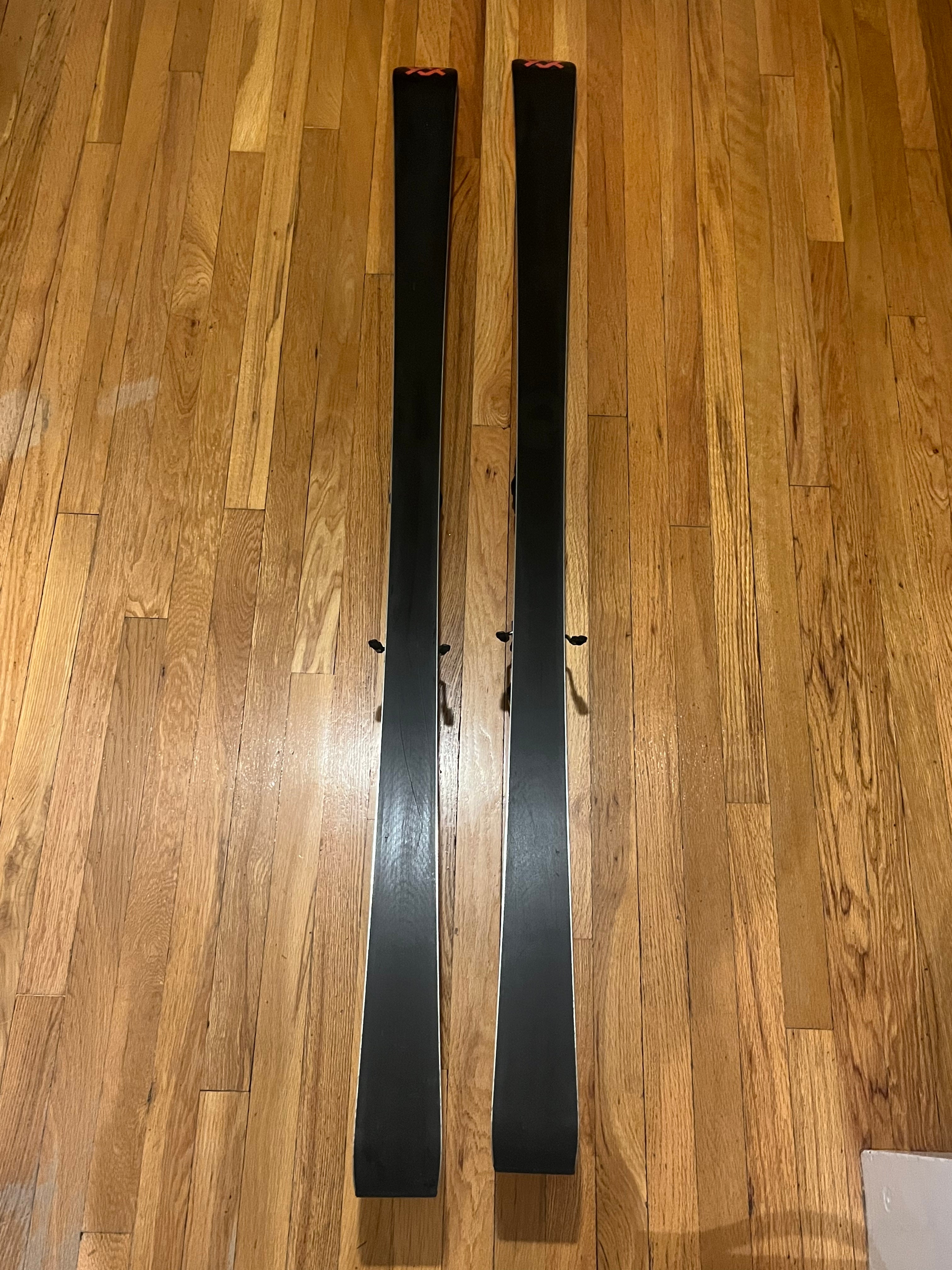 Völkl Racetiger GS 171cm Volkl 171cm Racetiger GS Skis | SidelineSwap | Buy and Sell