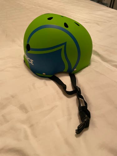 Liquid Force wakeboard helmet
