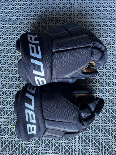 Bauer Supreme One 40 Hockey Gloves 13” Black