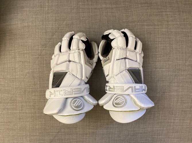 New Player's Maverik 12" M5 Lacrosse Gloves