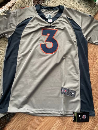Russell Wilson jersey