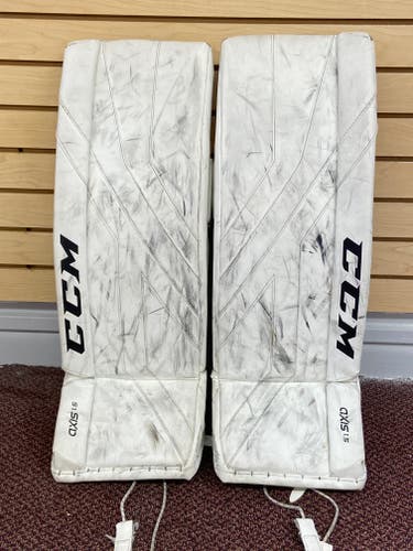 Used Int CCM Axis 1.5 Goalie Pads 30" +1