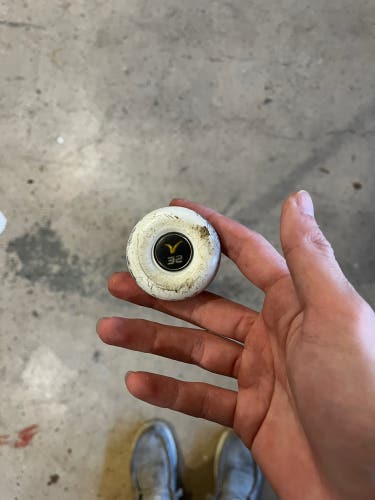 Used Victus (-3) 29 oz 32" Bat