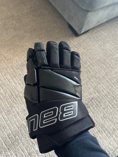 Bauer 13" Pro Stock Vapor Pro Team Gloves