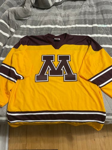 University of Minnesota Hockey Jersey
