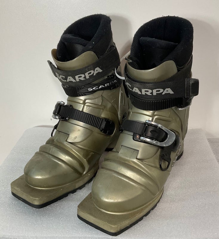 Used Women's Scarpa Telemark Ski Boots Size 6 (SY1191)