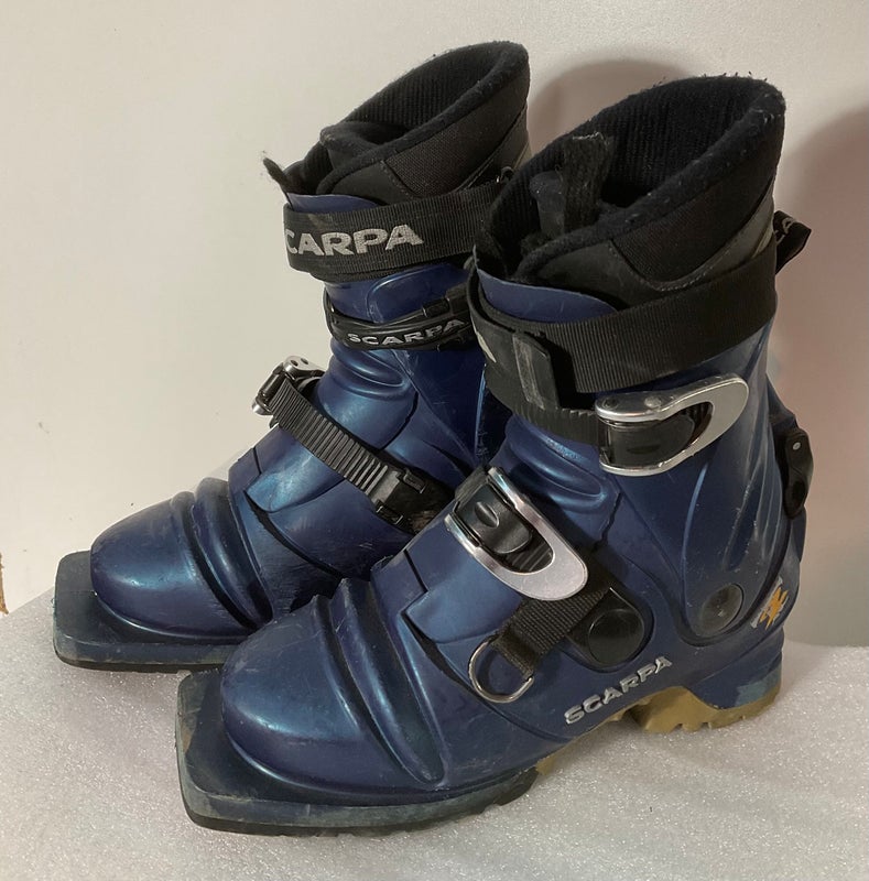 Used Women's Scarpa Telemark Ski Boots Size 6 (SY1198)