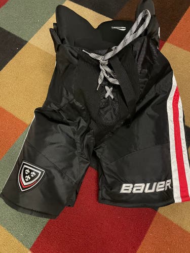 Senior Medium Bauer Hockey Pants