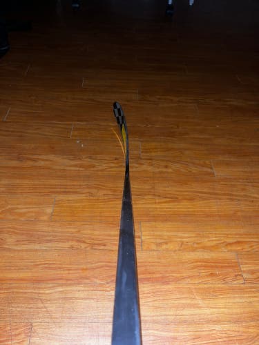 New Right Handed P28 Pro Stock Alpha LX Pro Hockey Stick