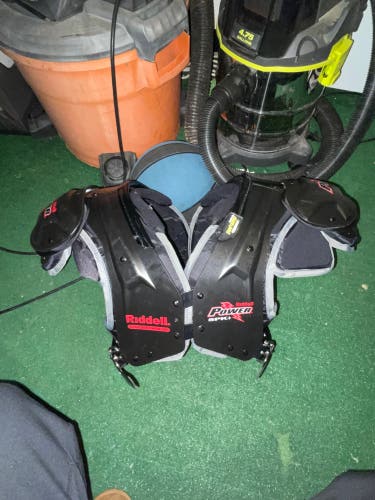2021 Used Large Riddell Power SPK Shoulder Pads