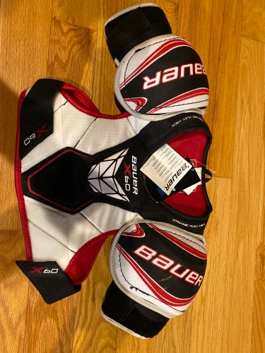 Bauer X60 Hockey Shoulder Pads Junior Medium New