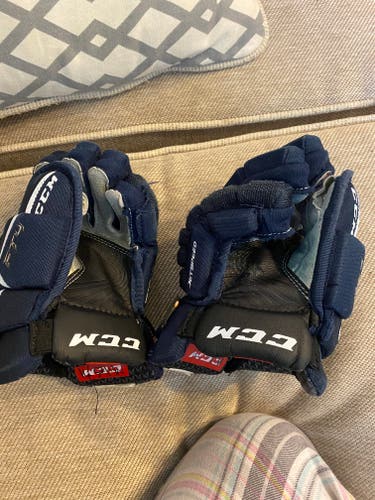 Used CCM Jetspeed FT4 Gloves 10"