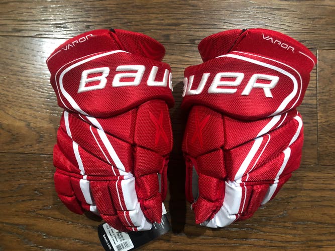 New Bauer Vapor X900 Lite Gloves 13"