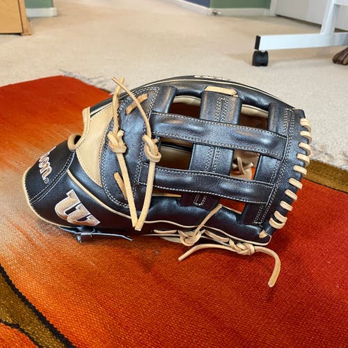 New Without Tags Wilson A2000 Gunmetal 1799 12.75" Baseball Glove: WBW1007961275