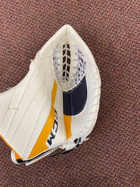 New Regular CCM EFlex 5 Pro Stock Glove
