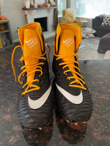 Nike Force Savage high top cleats