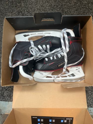 Bauer Vapor X: Instinct Jr. Size 4.0