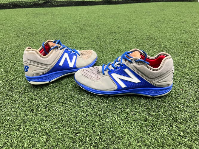 Gray Used Metal Low Top 3000V3