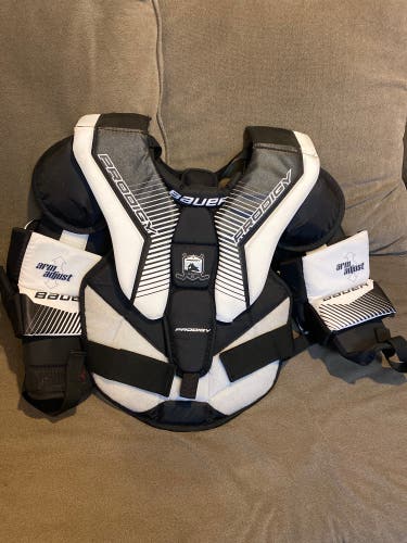 Used XL Bauer Prodigy 3.0 Goalie Chest Protector