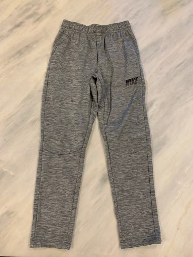 Nike Boys Therma-Fit Training Pants L