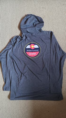 Used Nike Dri-Fit 3D Colorado lightweight hooded pullover - size L