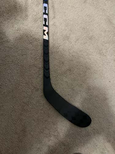 Senior New Right Handed CCM JetSpeed FT5 Pro Hockey Stick P28