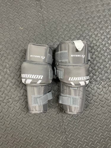 Warrior ritual Intermediate g3 hockey goalie knee pads