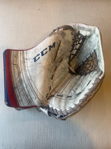 CCM Extreme flex 500 intermediate hockey goalie glove